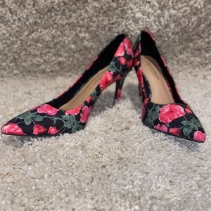 Christian Siriano Habit Floral Pump Heels